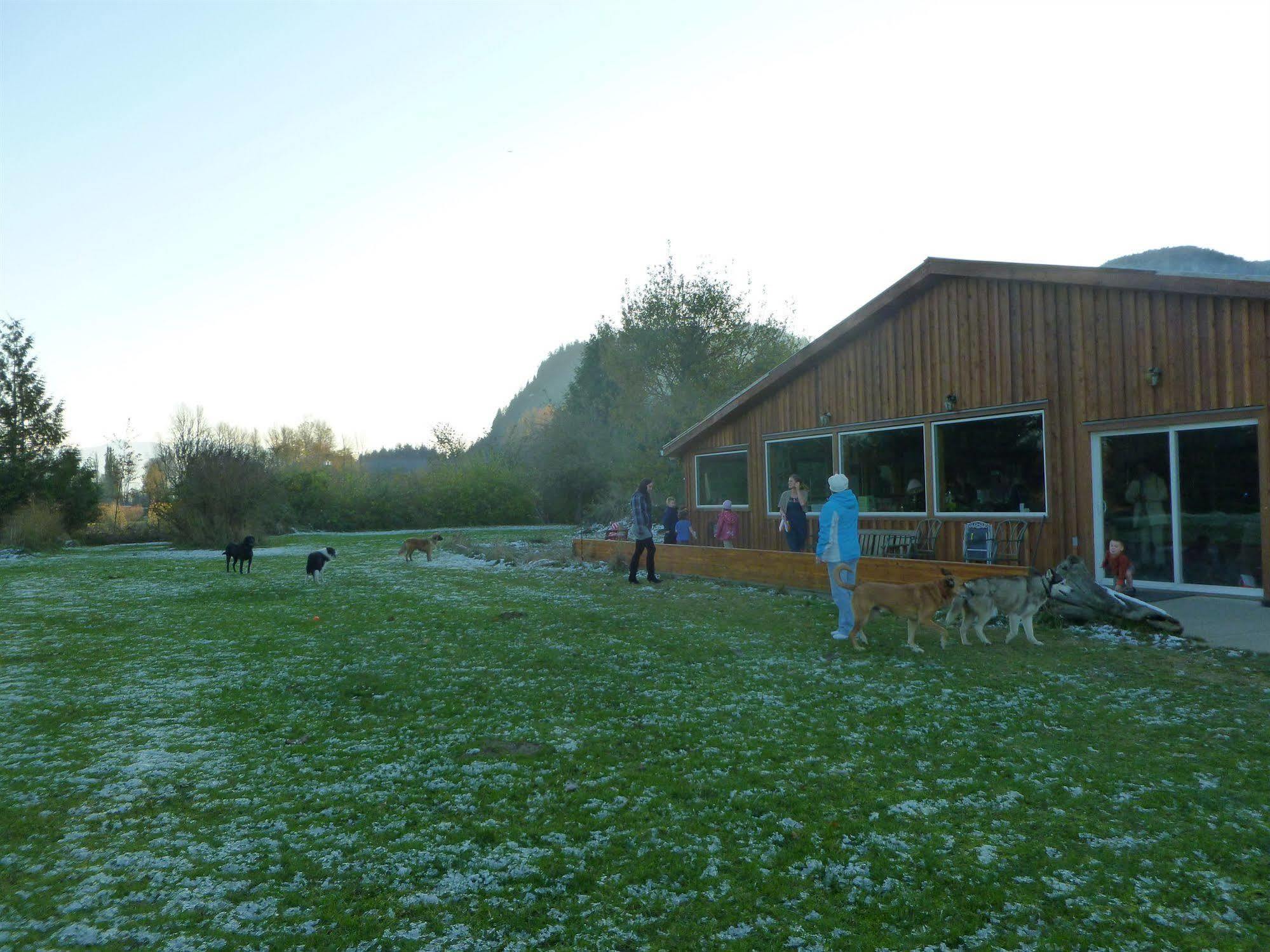 Harrison Hammond House Farmstay Harrison Mills Exterior photo