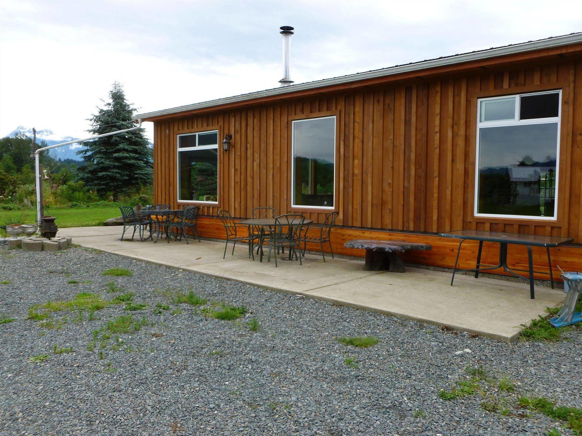 Harrison Hammond House Farmstay Harrison Mills Exterior photo